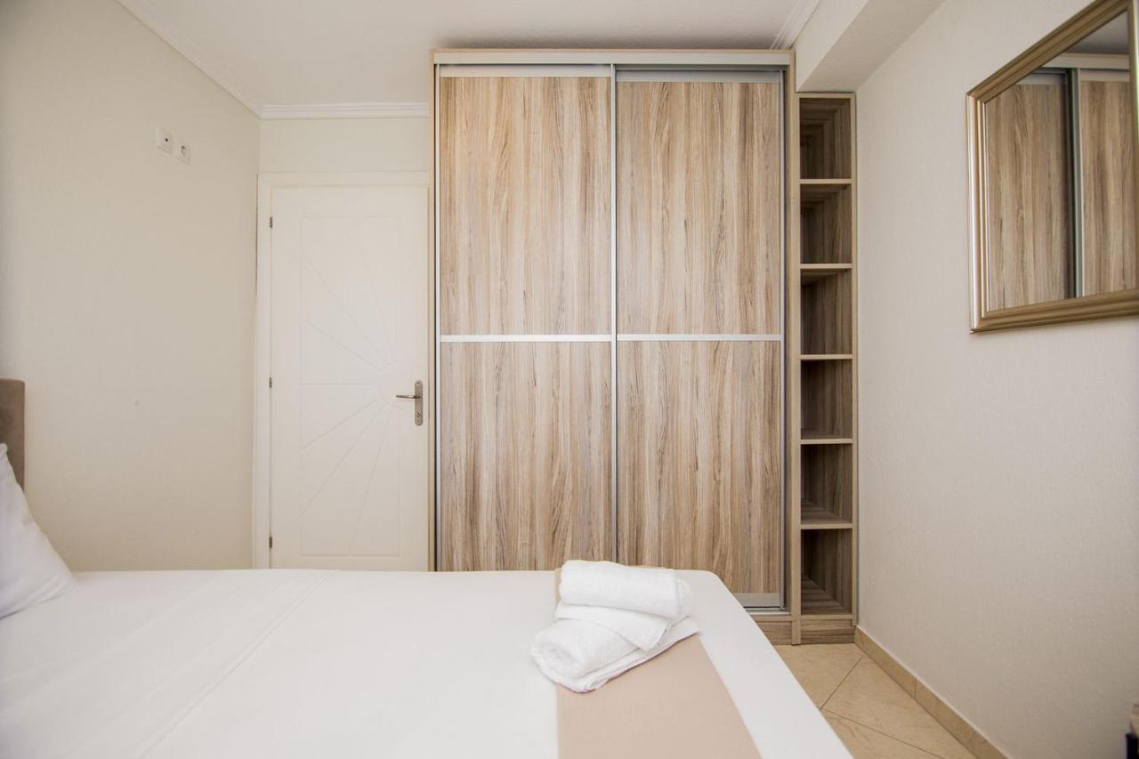 Kasta Bnb Ofrínion Exterior foto